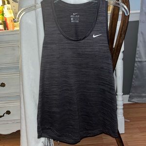 Nike tank